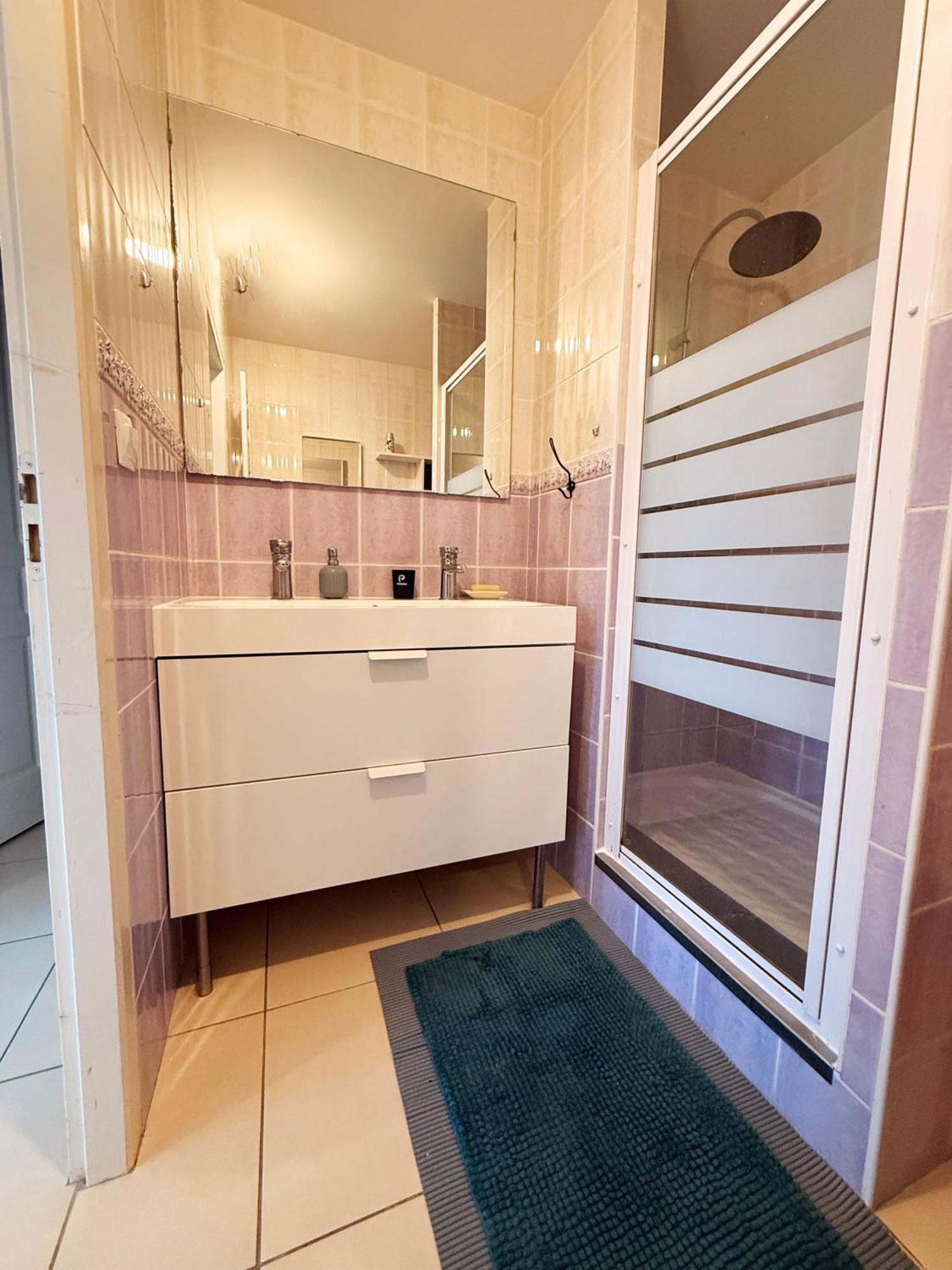 L'Echappee Viennoise Apartment Виен Екстериор снимка